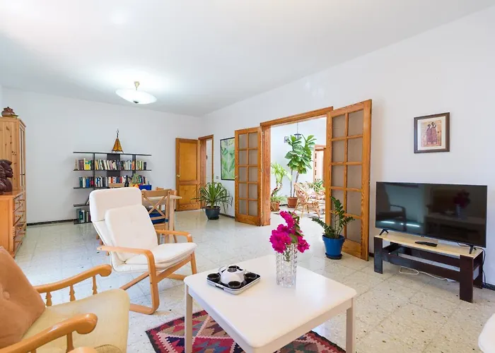 Agaete Pupe Home By Canariasgetaway